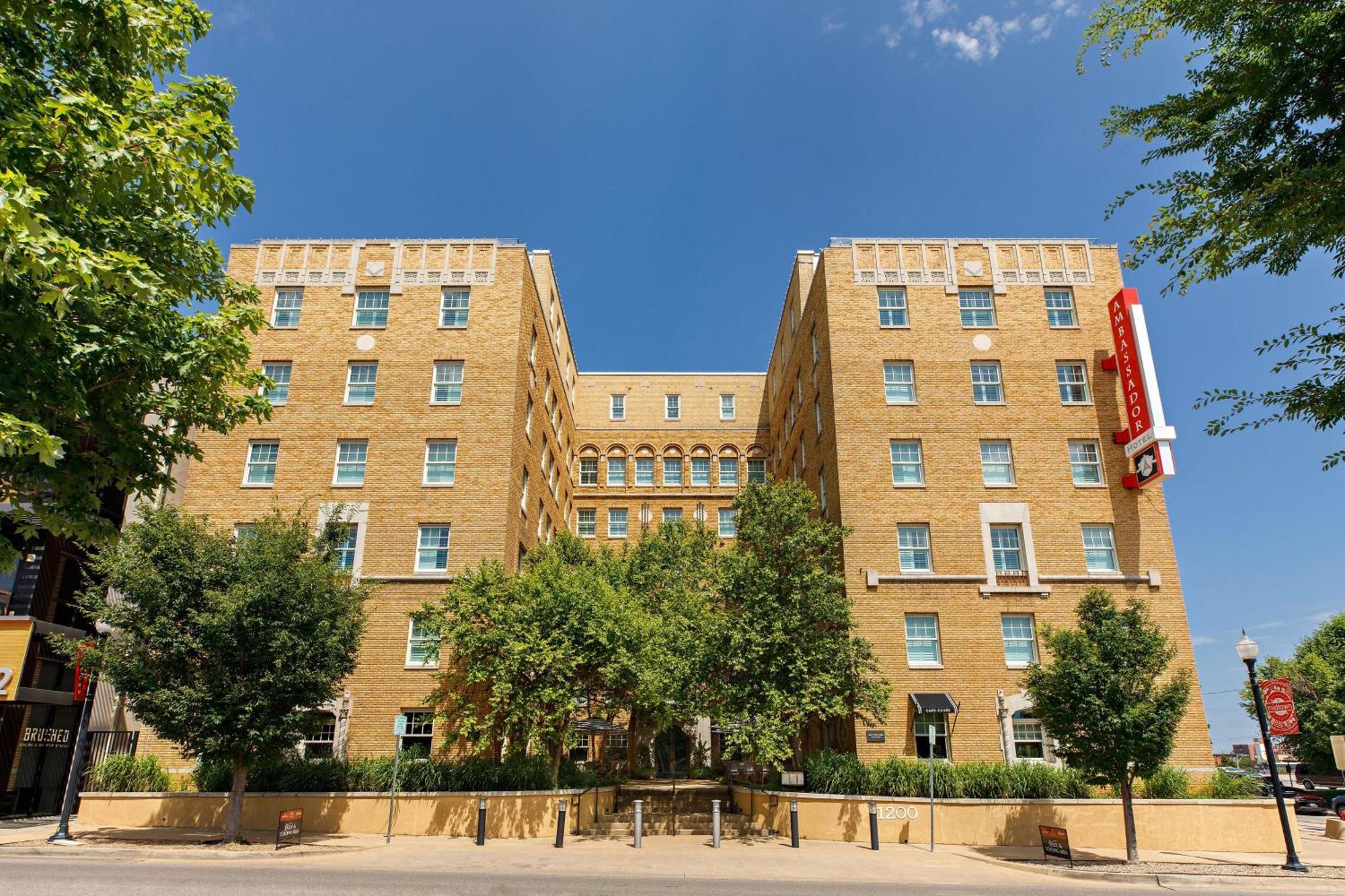 Ambassador Hotel Oklahoma City, Autograph Collection Ngoại thất bức ảnh