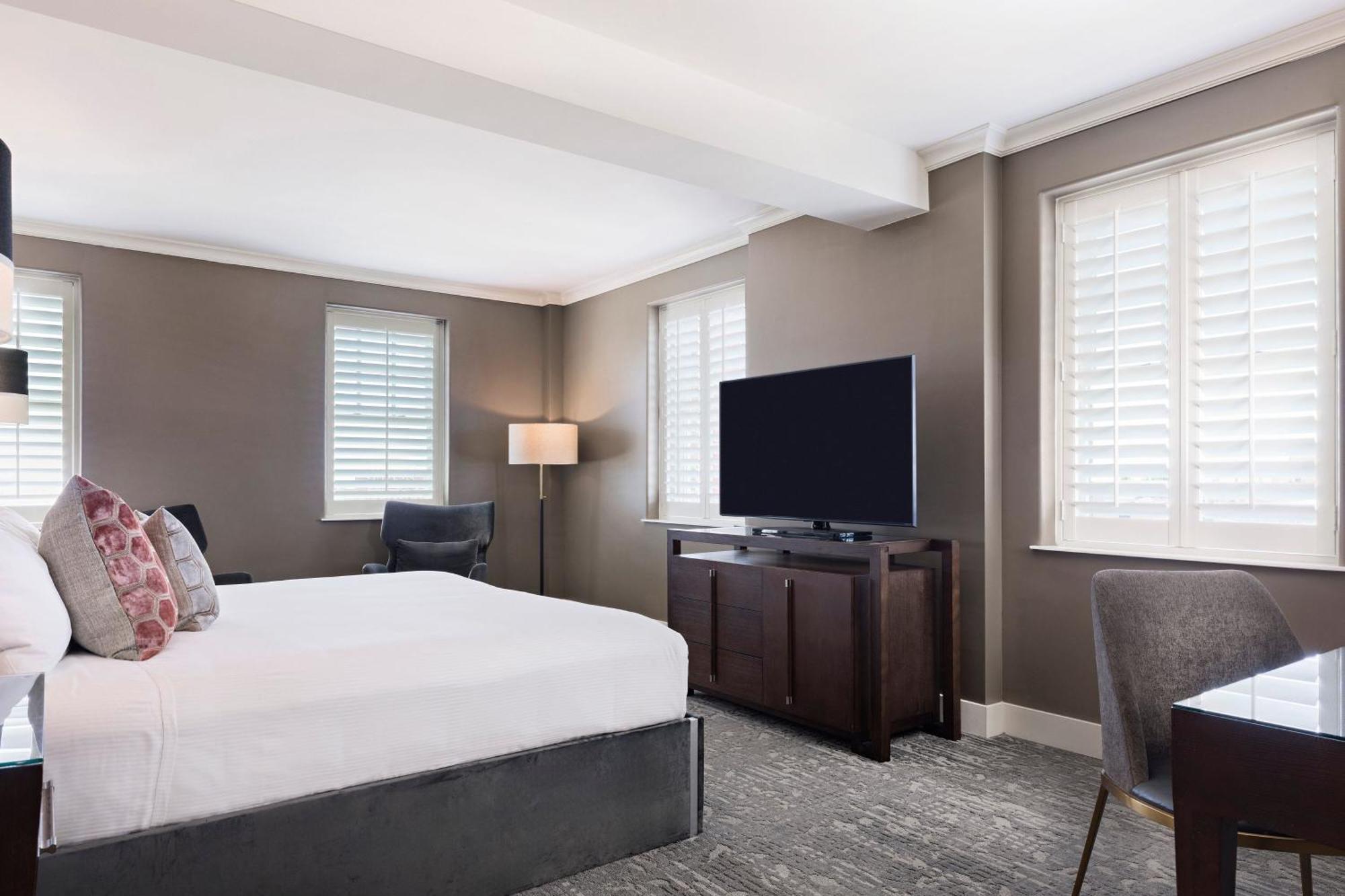 Ambassador Hotel Oklahoma City, Autograph Collection Ngoại thất bức ảnh