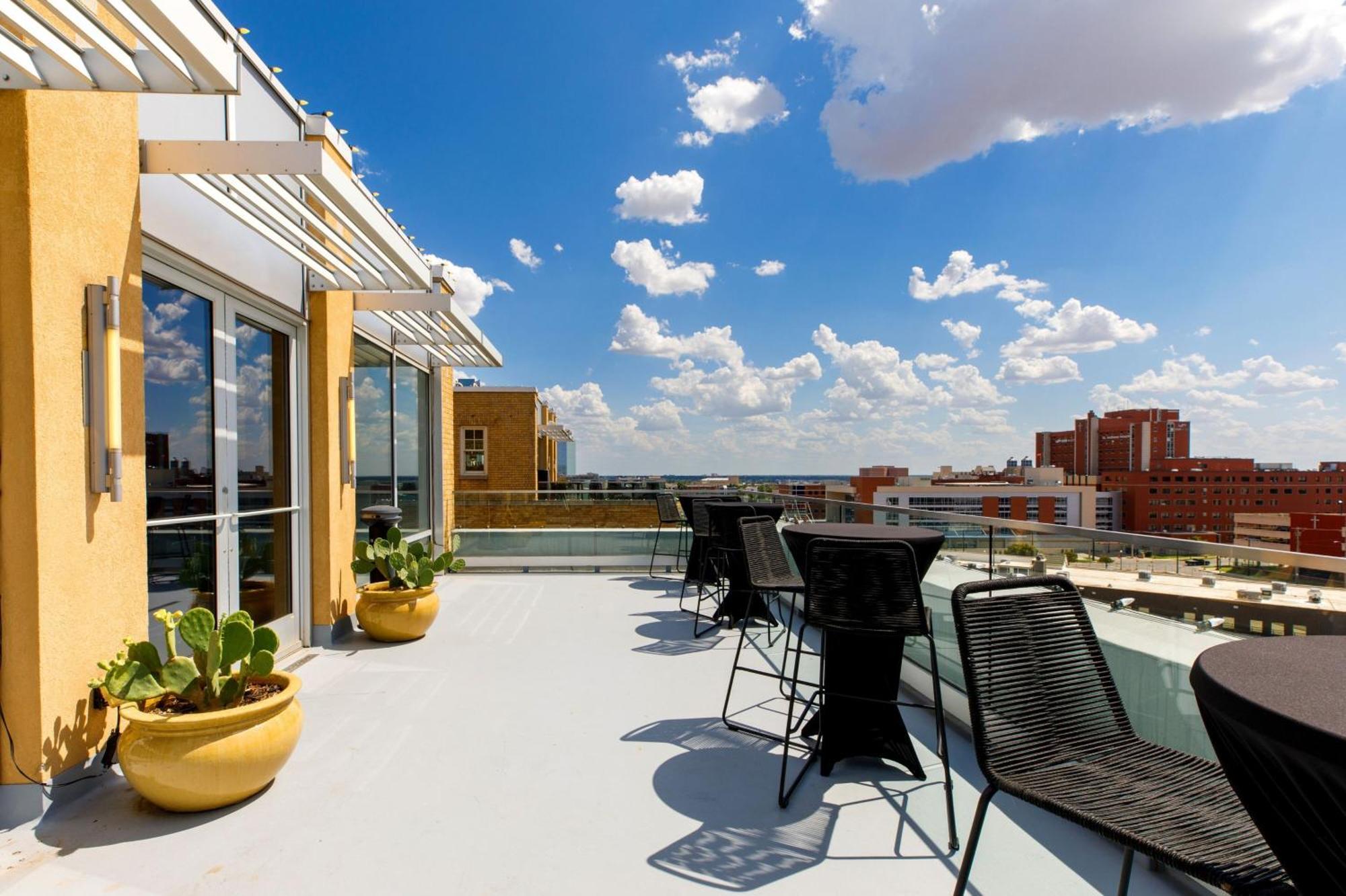 Ambassador Hotel Oklahoma City, Autograph Collection Ngoại thất bức ảnh