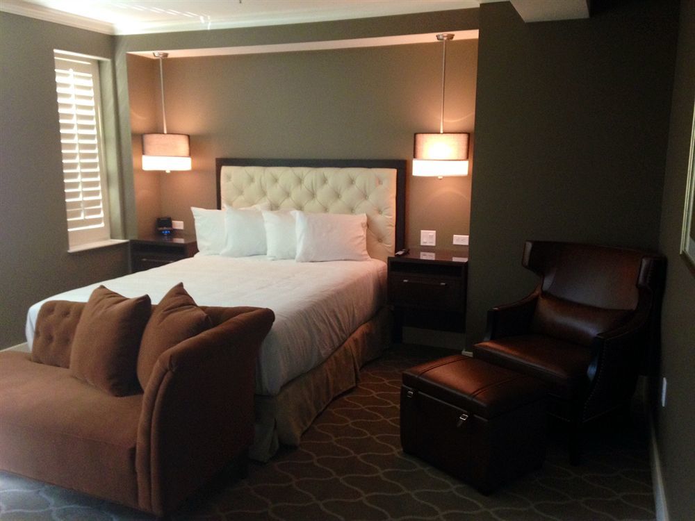 Ambassador Hotel Oklahoma City, Autograph Collection Ngoại thất bức ảnh